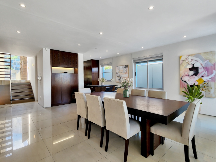 3 Bedroom Property for Sale in Bakoven Western Cape